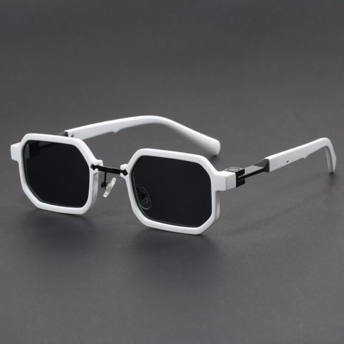 Retro Polygon Exquisite Sun Glasses Women - Image 1