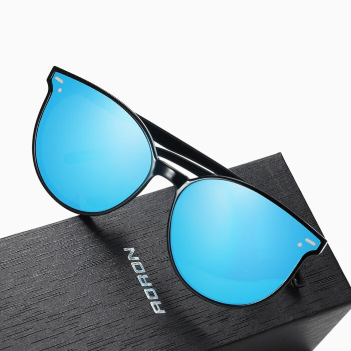 Fashion Round Frame Polarized Sun Glasses - Image 1