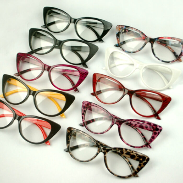 Classic Retro Women's Cat Eye Plain Glasses - Image 1