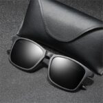 Men's And Women's TR Polarized Sun Driving Fishing Glasses Classic Sports - Image 3