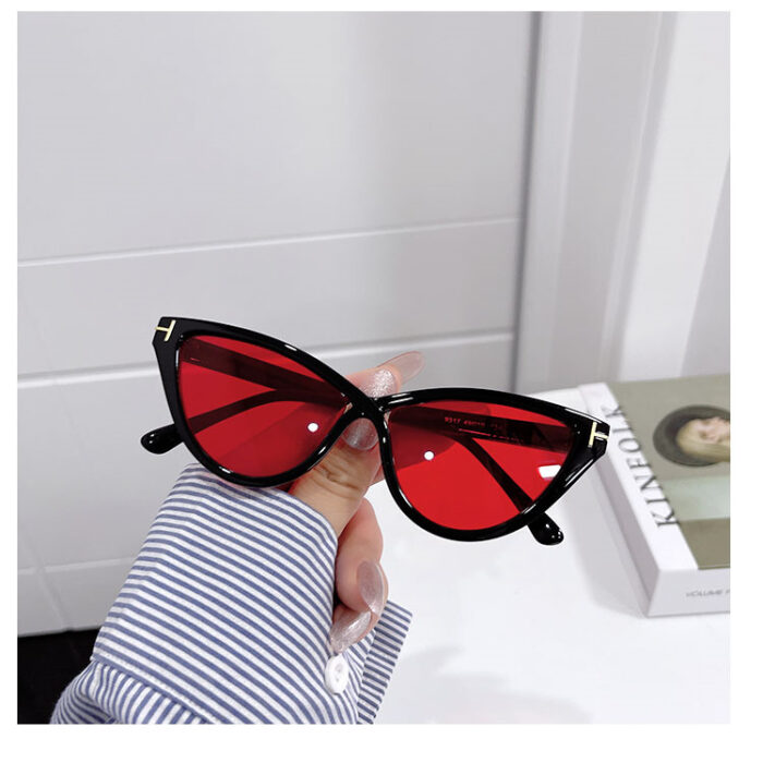 Women's Personality Cat Eye Triangle Leopard Print Glasses - Image 7