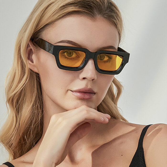 Retro Concave Frame Wide Foot Square European And American Sun-proof Sun Glasses - Image 1
