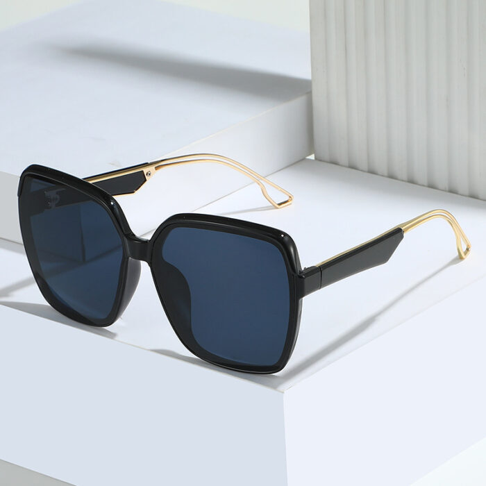 Sun Glasses Square Gradient Color Women's Sunglasses Fashion Outdoor UV-proof - Image 1