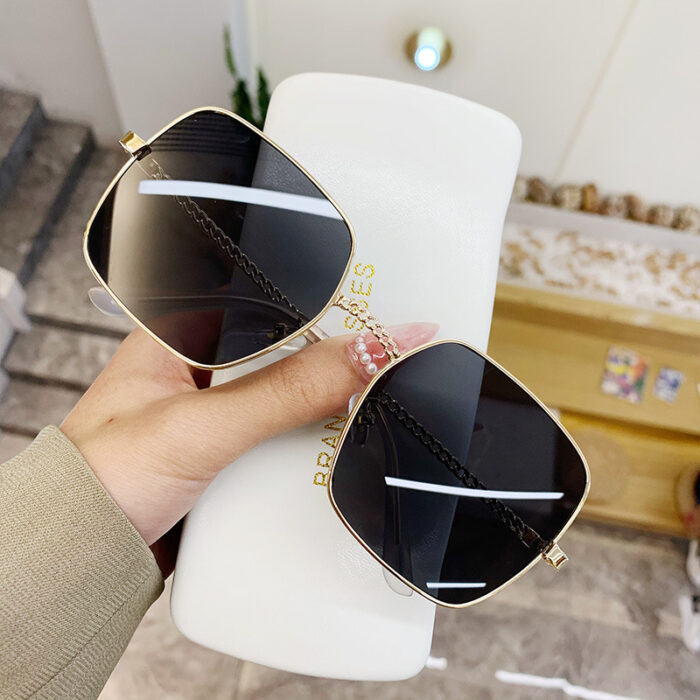 Large Frame Frame Hollow Glasses Leg Sunglasses - Image 4