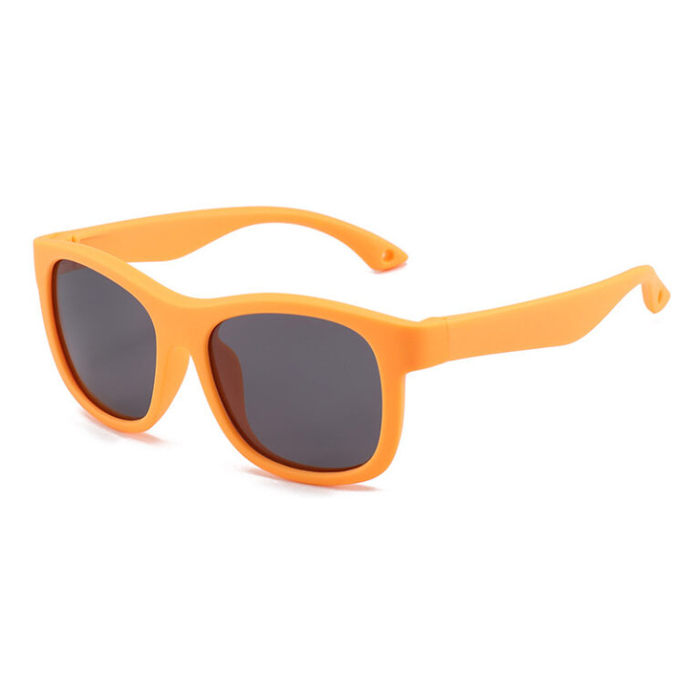 Stylish sunglasses with soft silicone frame in pink and brown for baby