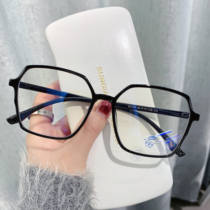 Women's Fashion Eye Protection Flat Glasses - Image 1