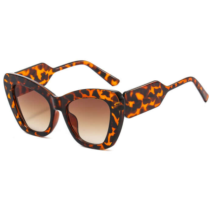 Plain Contrast Color European And American Sun Glasses - Image 7