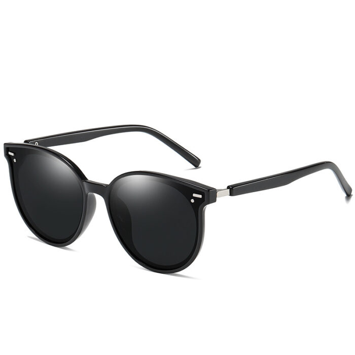 Fashion Round Frame Polarized Sun Glasses - Image 3
