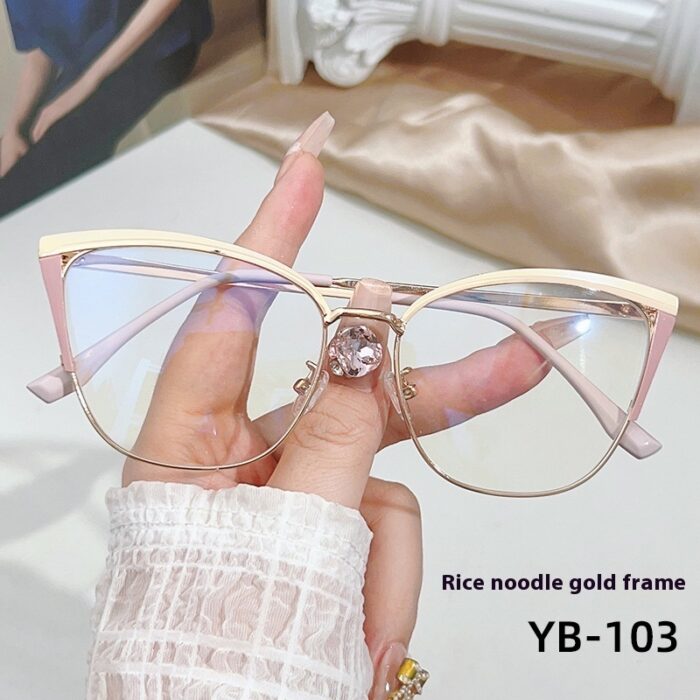 Women's Cat Eye Computer Anti-Blu-ray Myopia Glasses - Image 4