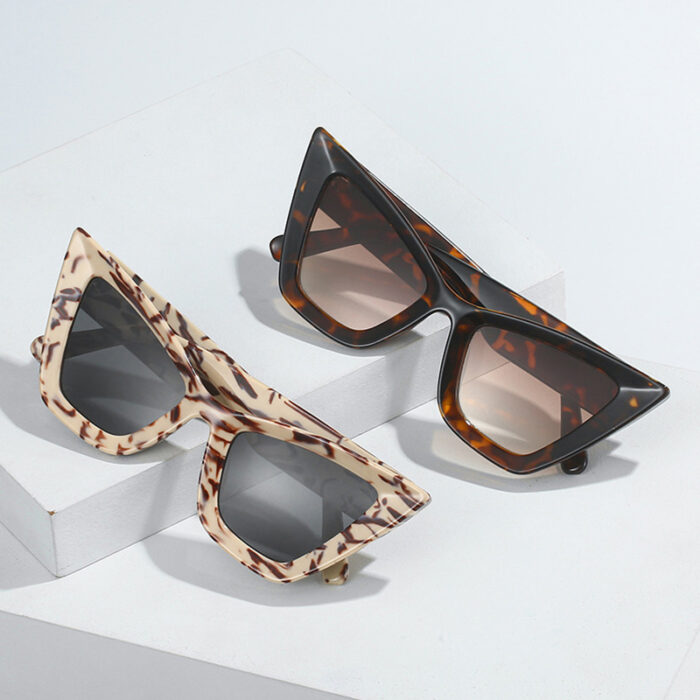 Cat-eye Sunglasses Retro Modern Trend European And American Street Patting Glasses - Image 1